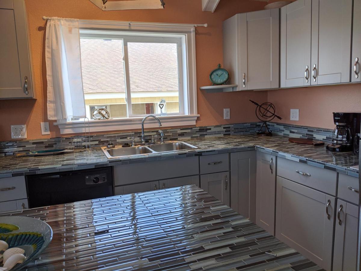 2508 Beach Rd, Semi-Oceanfront, Pool/Hot Tub Nags Head Buitenkant foto
