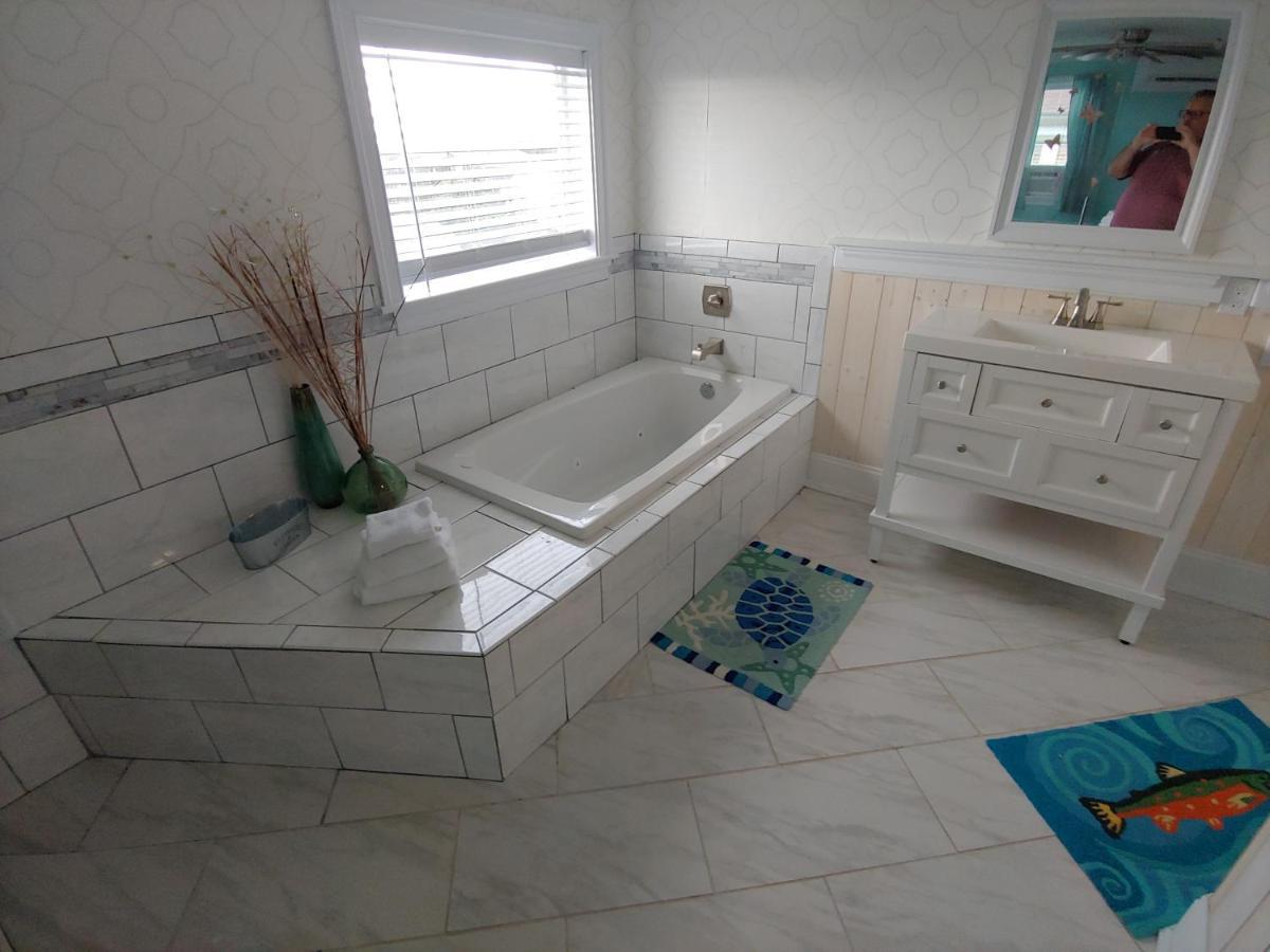 2508 Beach Rd, Semi-Oceanfront, Pool/Hot Tub Nags Head Buitenkant foto