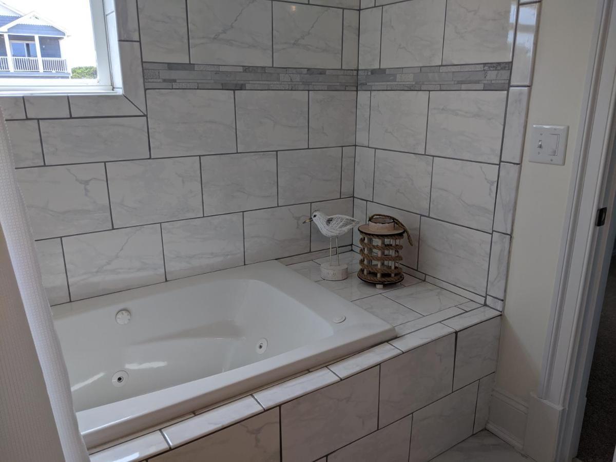 2508 Beach Rd, Semi-Oceanfront, Pool/Hot Tub Nags Head Buitenkant foto